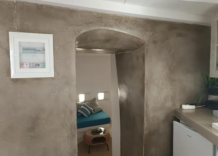 Kleris 8 Wyspa Tinos